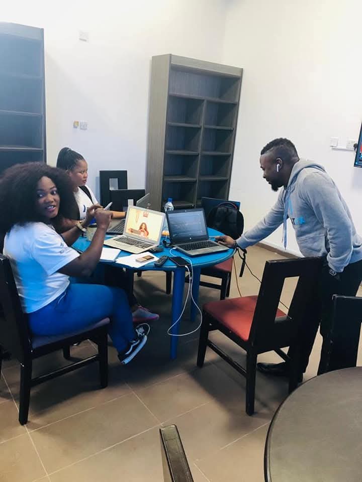 Strategic staff training — strategy and leadership development for middle management across customer service, administration, compliance and HR